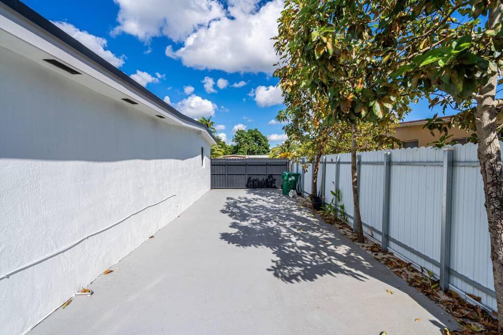 Casa De Miller Βίλα Tamiami Εξωτερικό φωτογραφία